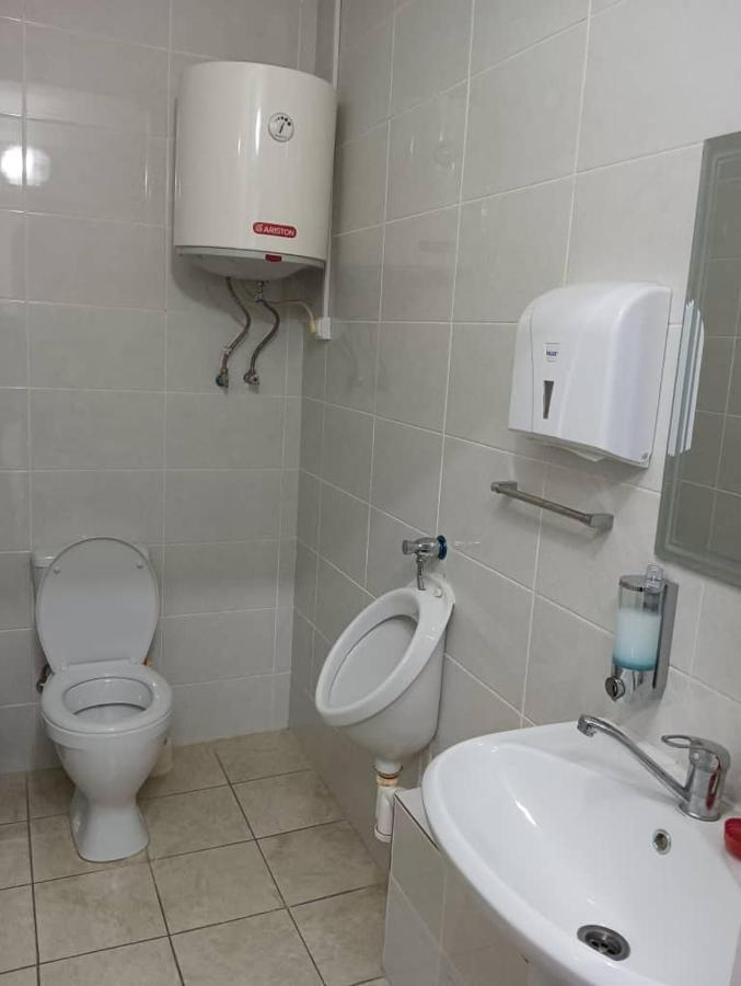 Bekbro Hostel 比什凯克 外观 照片